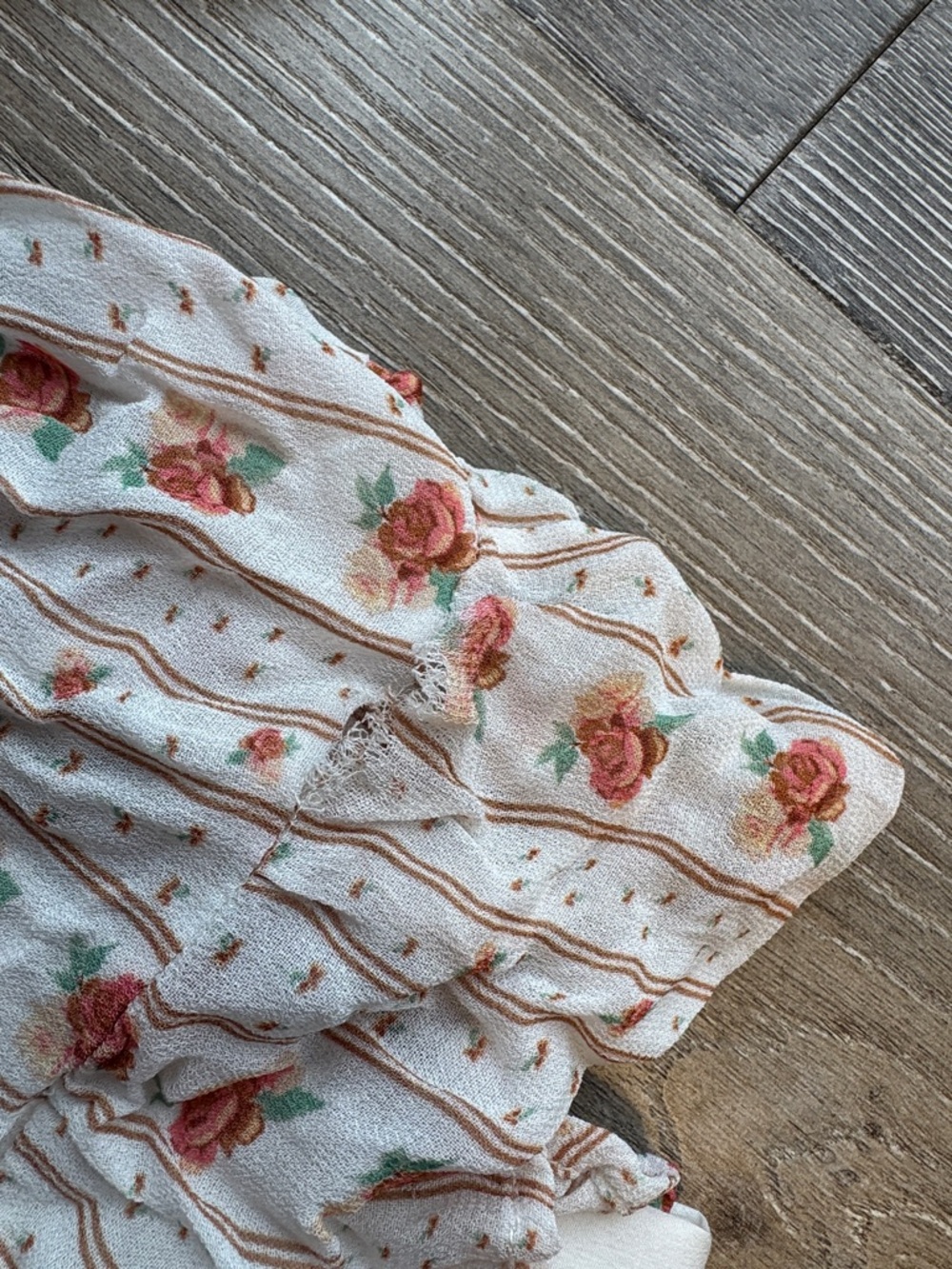 Anthropologie Cream Mini Dress with Dusty Rose Floral Print 0451 - Picture 7 of 10